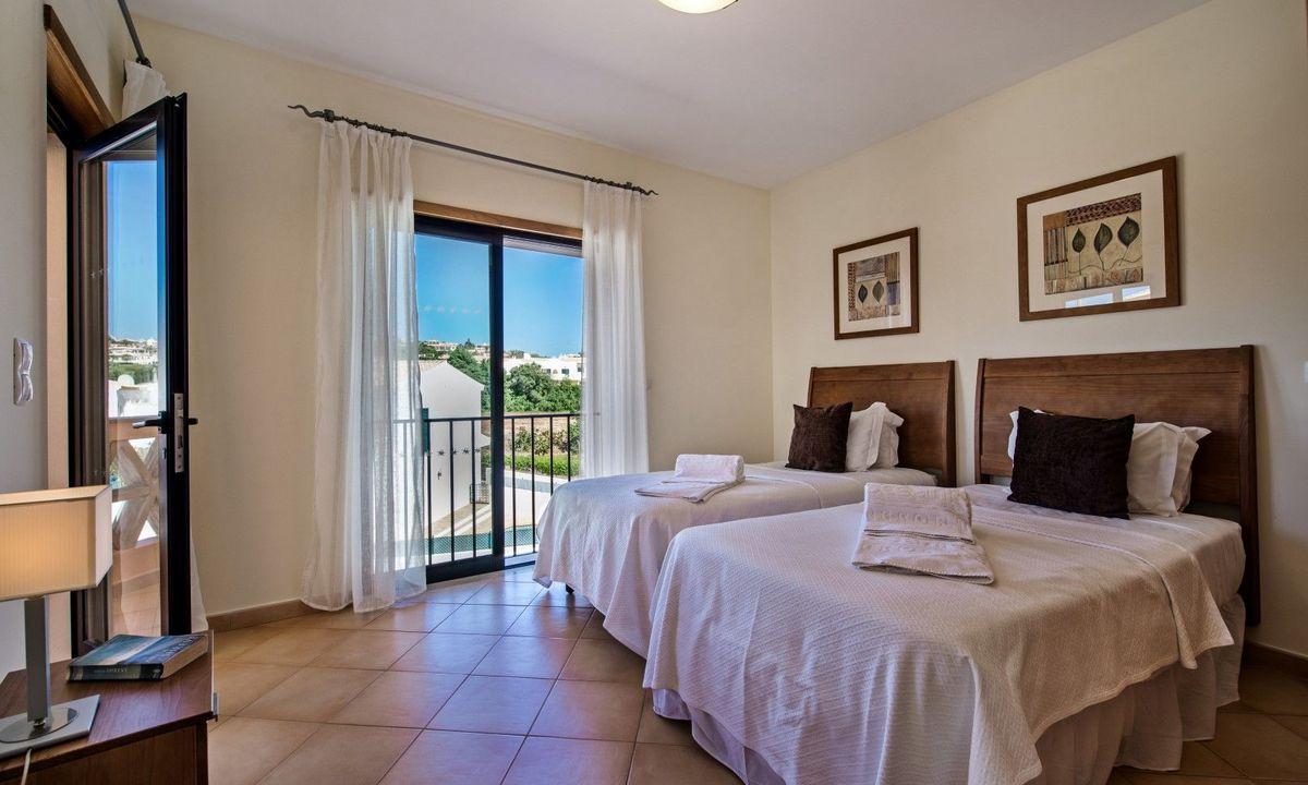 Aparthotel Estrela Da Luz