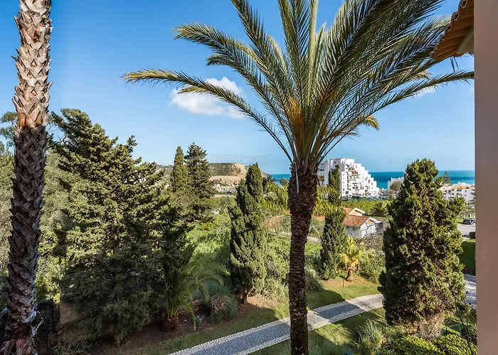 Estrela Da Luz Resort